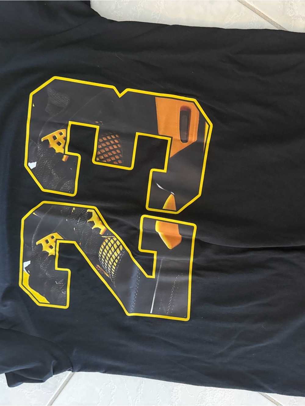Black Men's Graphic Tee with Yellow Number Print 23 Jordan 4